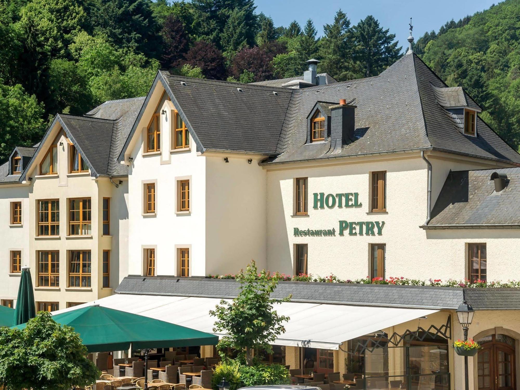 Logis Hotel-Restaurant Petry Vianden Dış mekan fotoğraf