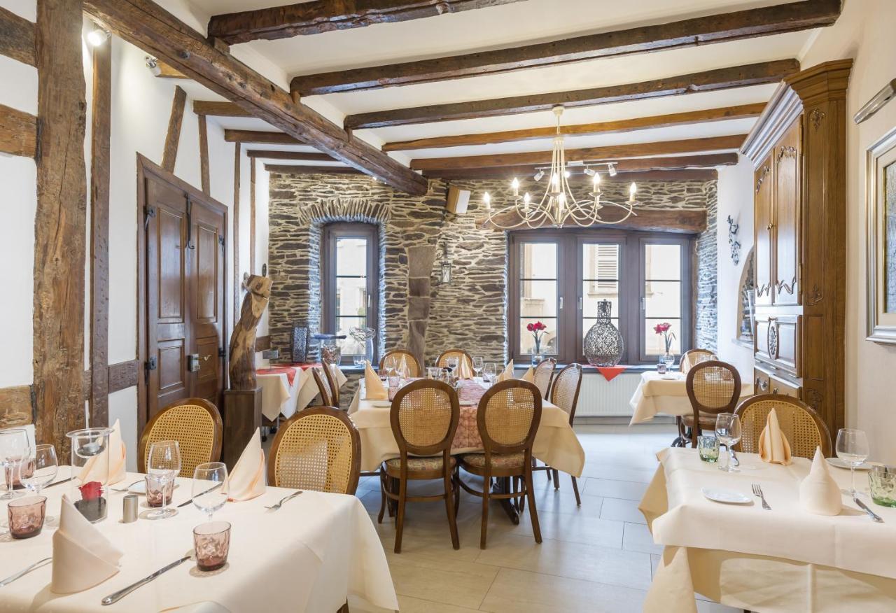 Logis Hotel-Restaurant Petry Vianden Dış mekan fotoğraf